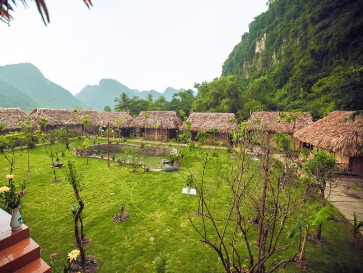 rondreis-vietnam-tam-coc-ricefield-resort-travel-around